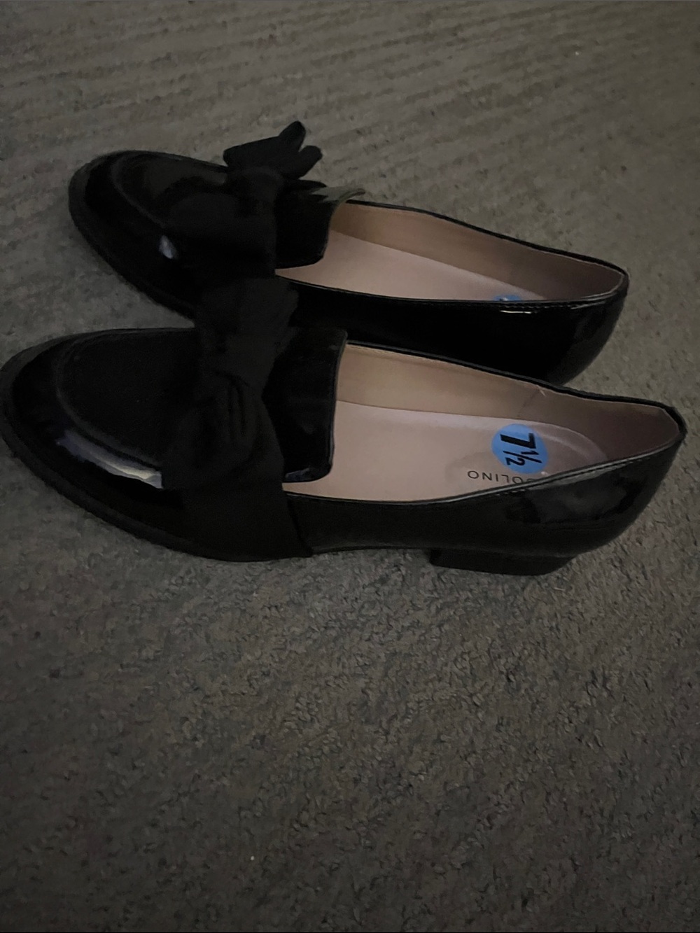 Bandolino Black Patent Bow Loafers